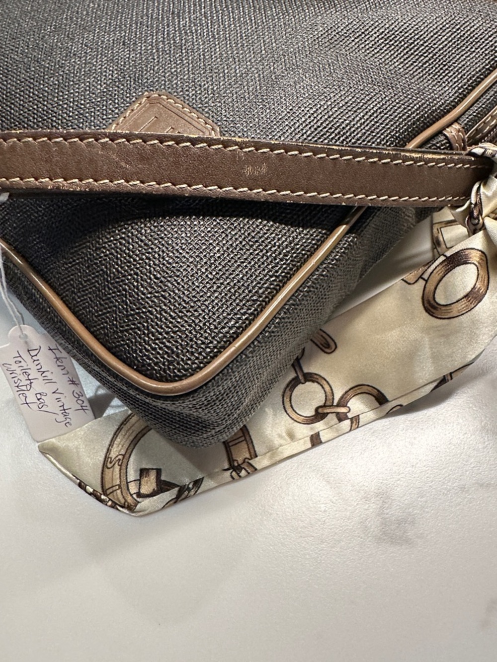 Dunhill Unisex Taupe Toiletry Wristlet with Brown Trim - Picture 13 of 14